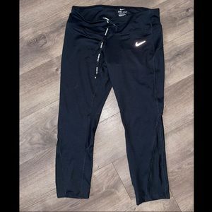 Nike Dri-Fit Capri Leggings